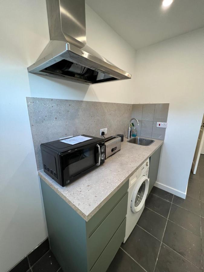 Modern Flat In Central Egham By Windsor Castle, Staines-Upon-Thames And Heathrow Airport Luaran gambar