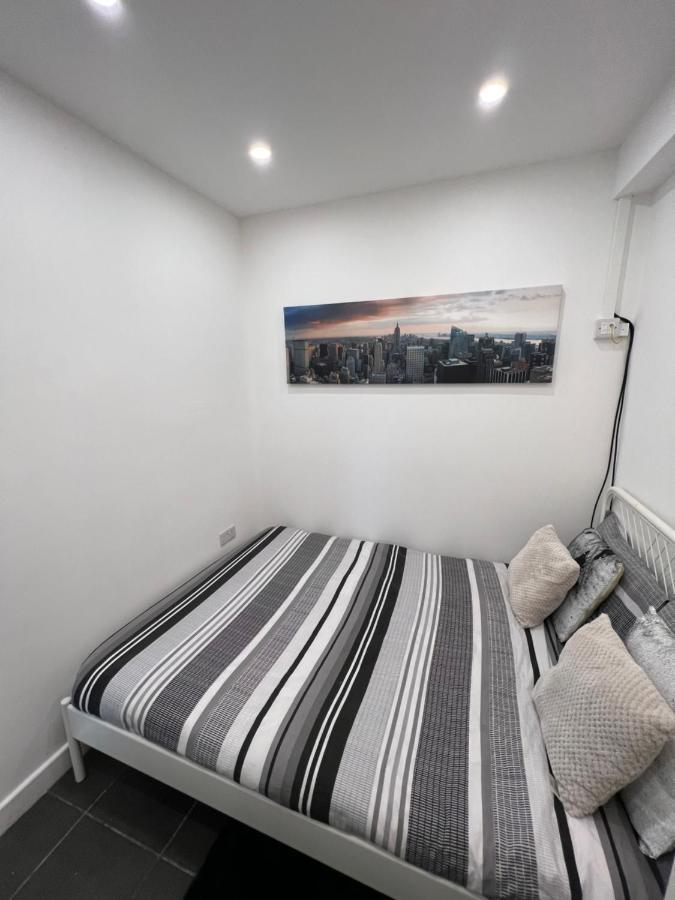 Modern Flat In Central Egham By Windsor Castle, Staines-Upon-Thames And Heathrow Airport Luaran gambar